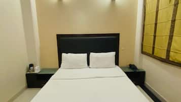 Deluxe Double Room | Meja, ruang kerja komputer riba, Wi-fi percuma