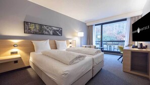 Room - Relaxing Unit Pets Allowed Indoor Swimming Pool With Forest Trails (Arnsberg)