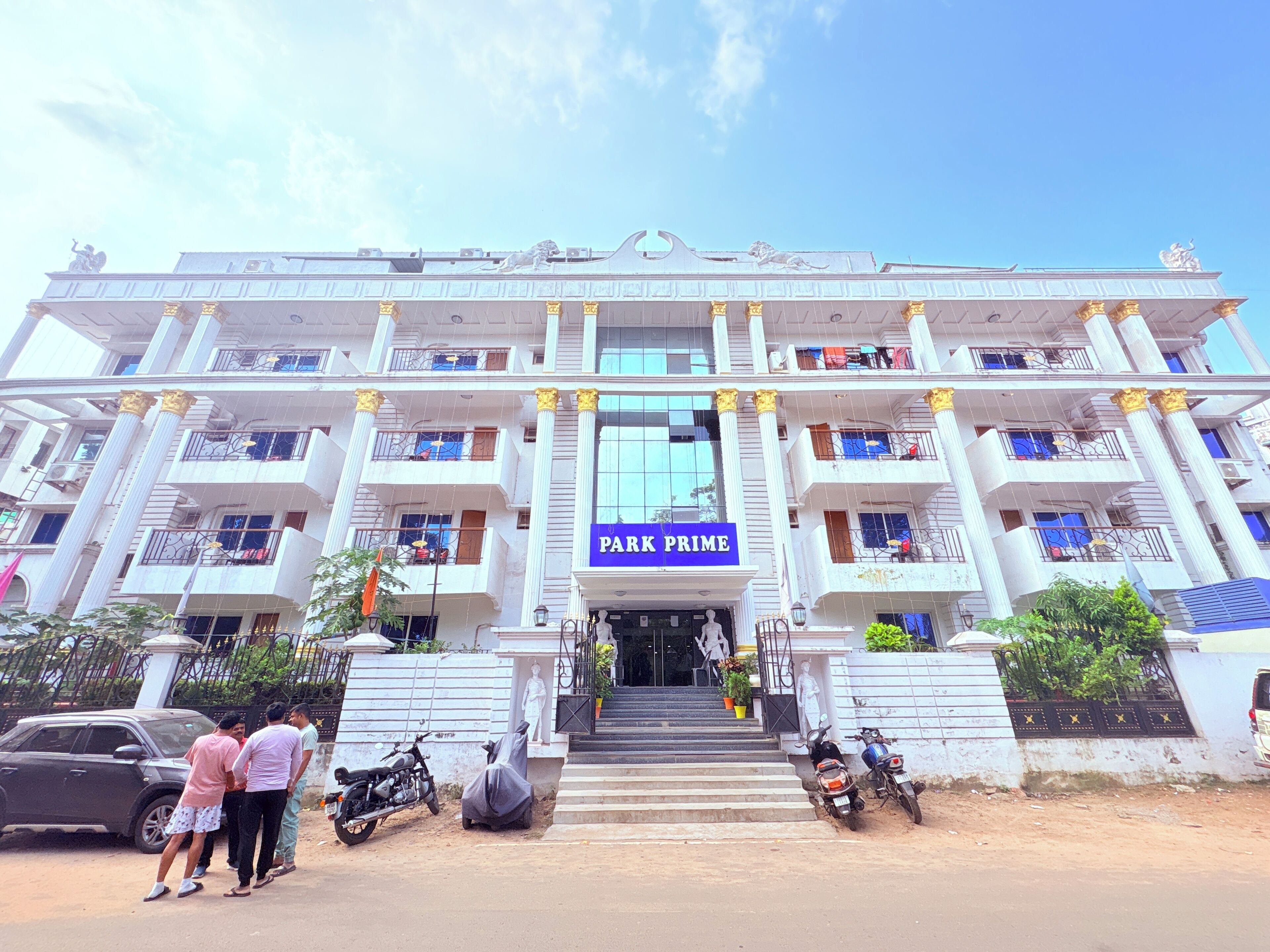 المنشأة من الخارج