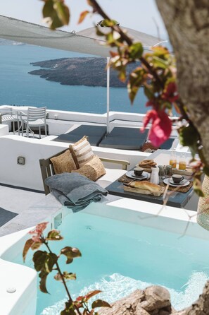 House, 1 Bedroom, Private Pool | Outdoor spa tub - Chess House - Santorini Traditional Home (Santorini)