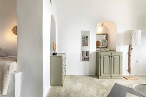House, 1 Bedroom, Private Pool | 2 bedrooms - Chess House - Santorini Traditional Home (Santorini)