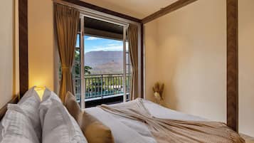 Deluxe Villa, Hill View