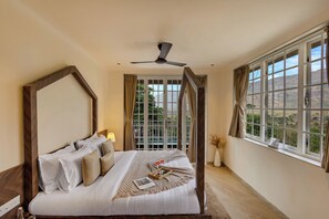 华丽别墅, 山景