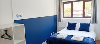 5-Bed MK Home · Sleeps 12 · Contractors & Groups Welcome