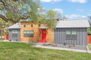 Exterior - The Sauna and Soak House (Spring Branch)