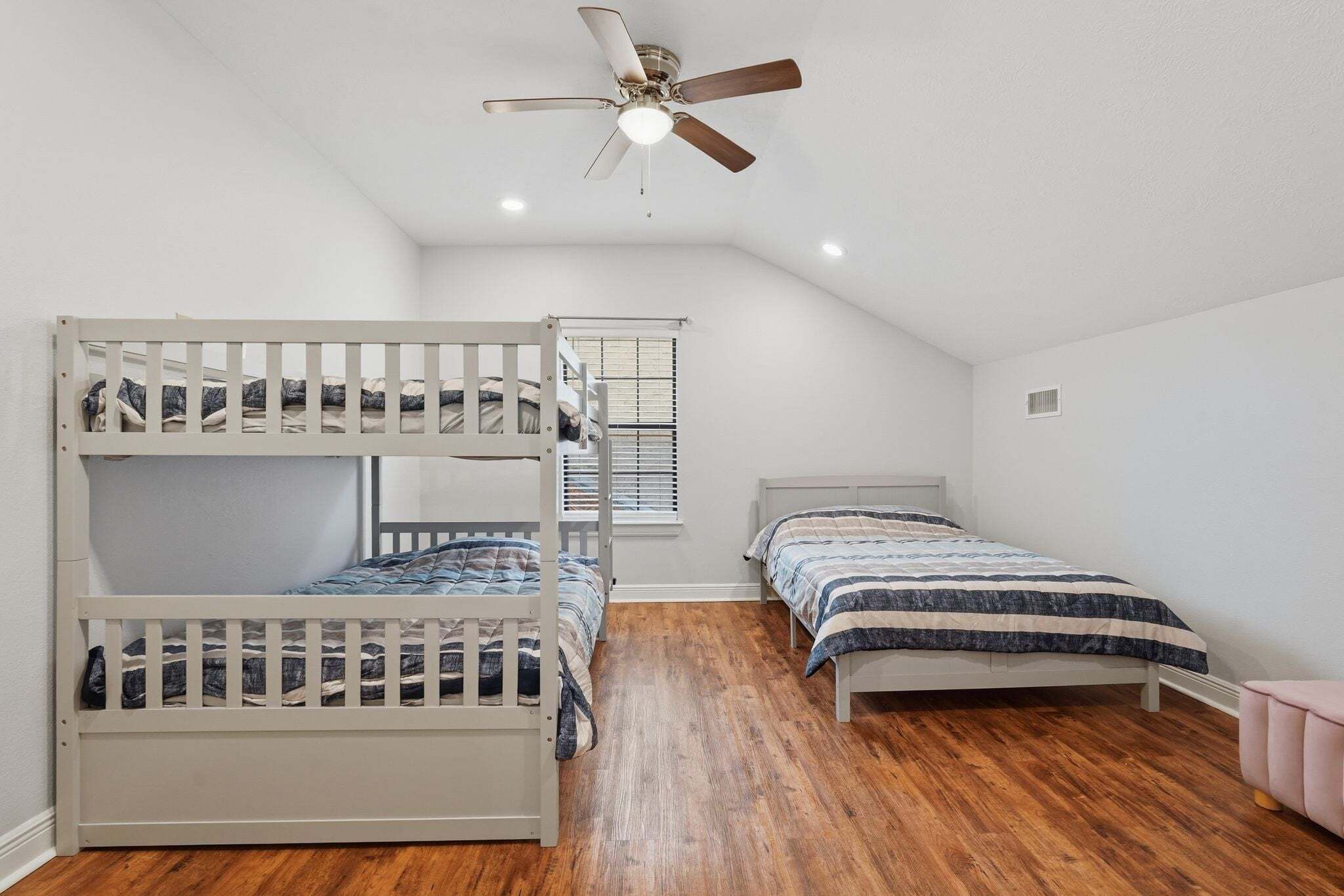 聯排別墅, 3 間臥室