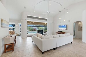 Living area - Wpw3730 3 Bedroom Home (Punta Gorda)