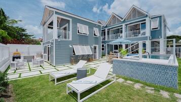Villa, 5 Bedrooms | Outdoor dining
