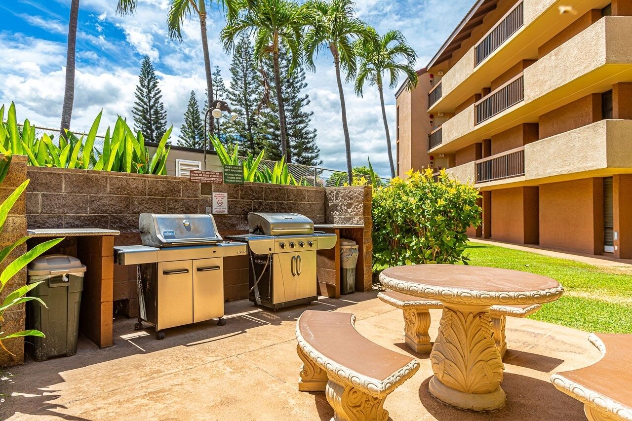 Condo, 1 Bedroom | Outdoor dining