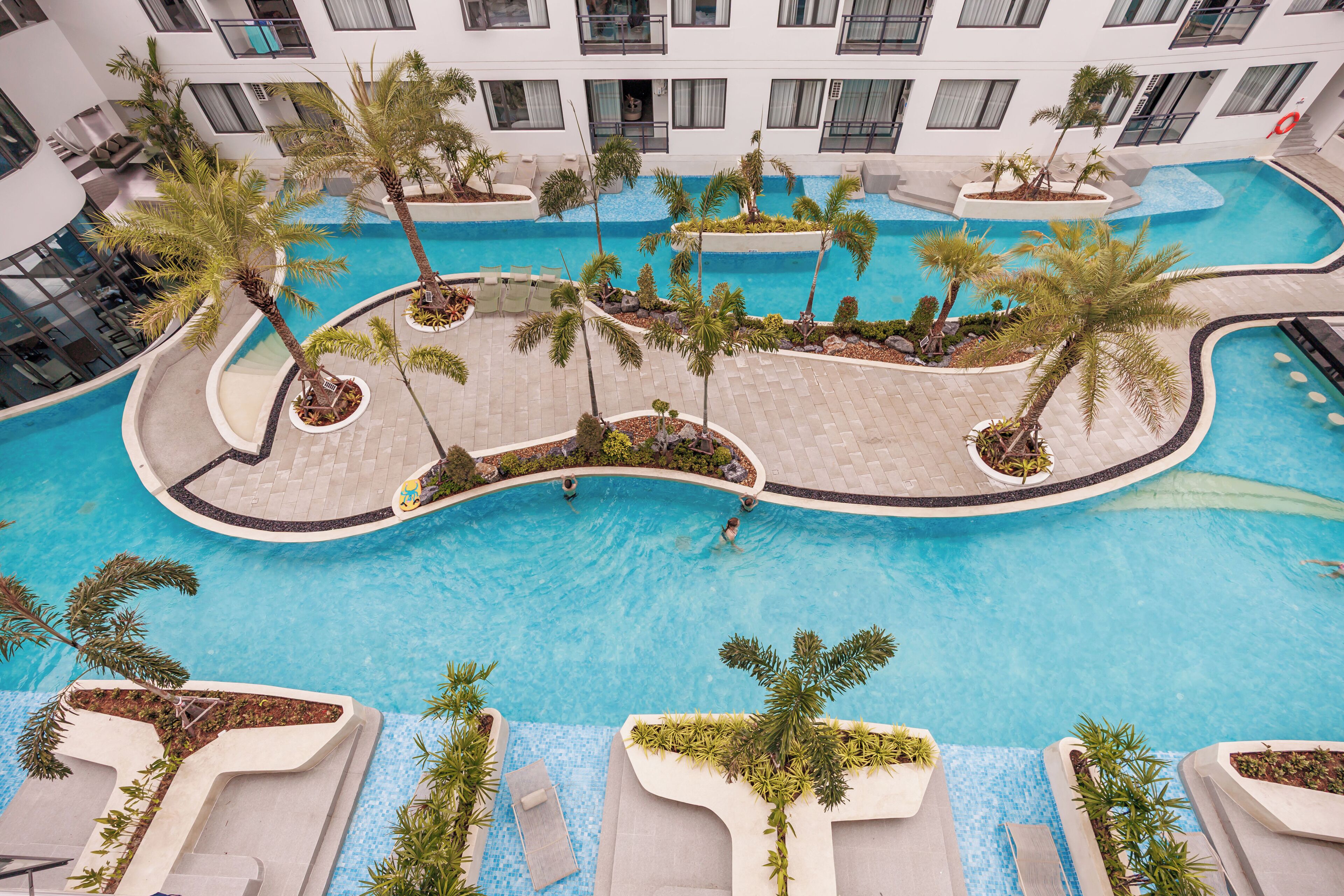 Appartement Classique, balcon, vue piscine | Vue depuis le balcon