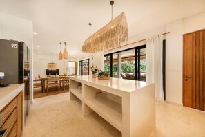Dining - Villa Svara - 4BR Villa w/ Panoramic Ocean Views (Purwakerti)