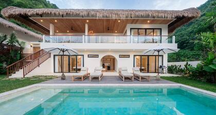 Villa Svara - 4BR Villa w/ Panoramic Ocean Views