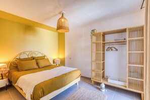 Room - Vrbo Property (Mauguio)