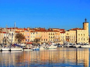 Marina - Villa Indigo - New house with Mediterranean gardens & beach access (La Ciotat)