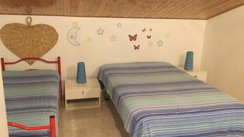 6 camere, ferro/asse da stiro, Wi-Fi, lenzuola