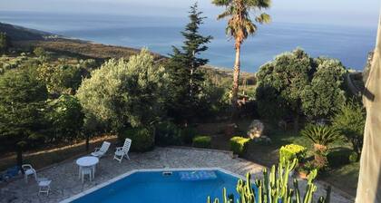 Holiday Home 'Villa Letizia 16 Pax' with Sea View, Private Pool and Wi-Fi