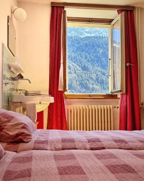 Chambre Double ou avec lits jumeaux, vue montagne