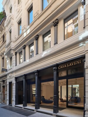 Exterior detail - Casa Laveni (Milano)