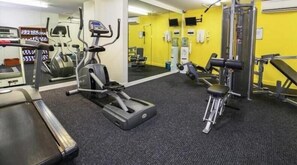 Fitness facility - Pandanas level 18th (Split king bed with City and Harbour view) (Darwin City)