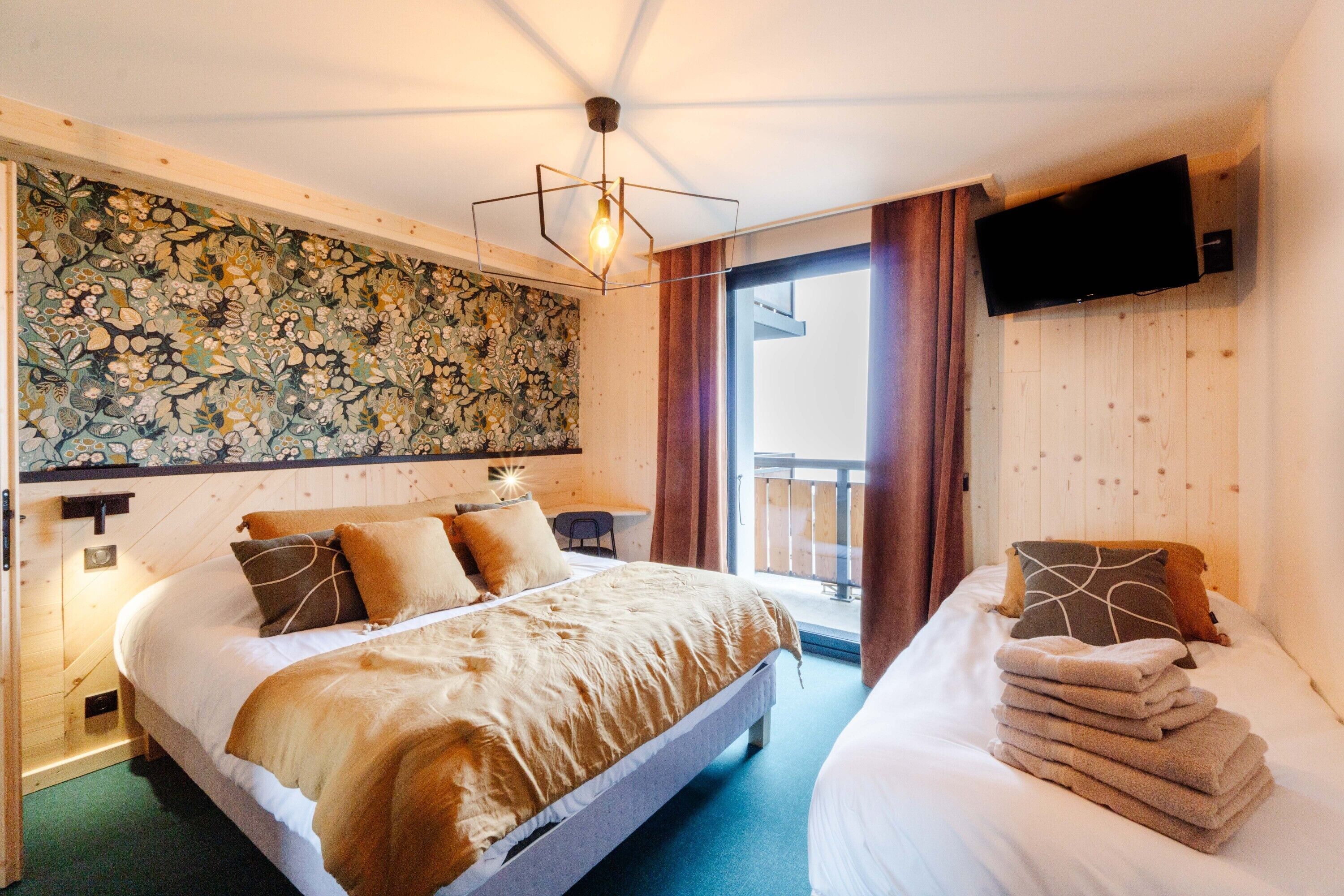 4 chambres, fer et planche à repasser, Wi-Fi, draps fournis