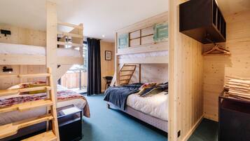 4 Schlafzimmer, Bügeleisen/Bügelbrett, WLAN, Bettwäsche