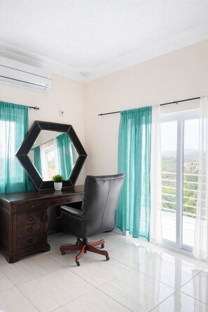 Interior - Vista Studio Rosehall Retreat in tranquil Montego Bay with AC (Montego Bay)