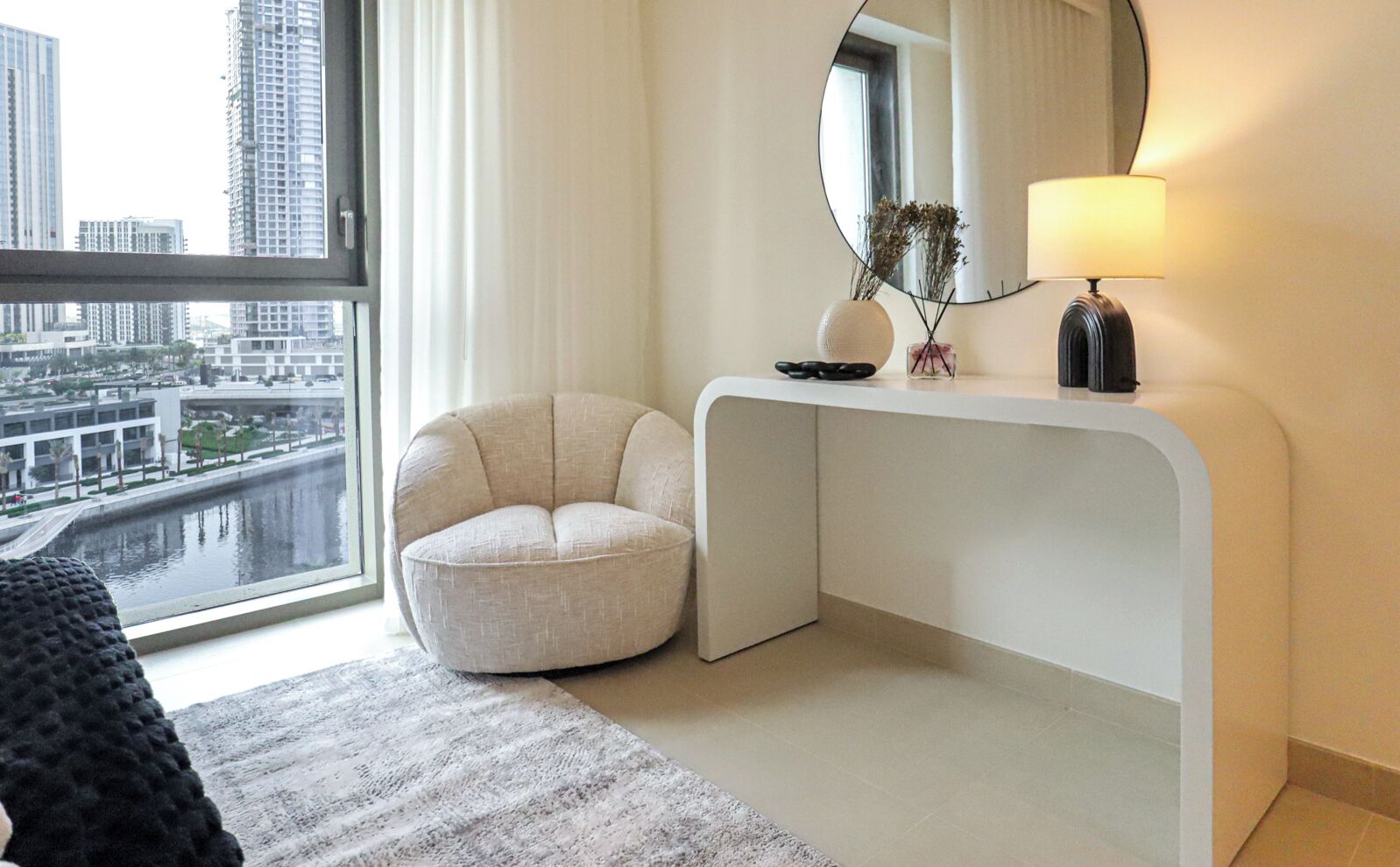 Apartment, Balcony, Canal View | Interior