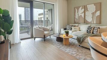 Apartment, Balcony, Canal View | Living area