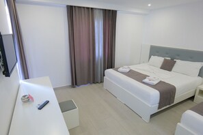 Room - Vila Era 2 (Sarande)