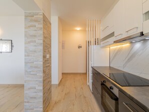Unclassified image, 4 of 46, button - Apartmani STANIĆ - apt. A1 "Sunset" by Interhome (Omiš)