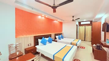 Premium Quadruple Room, City View