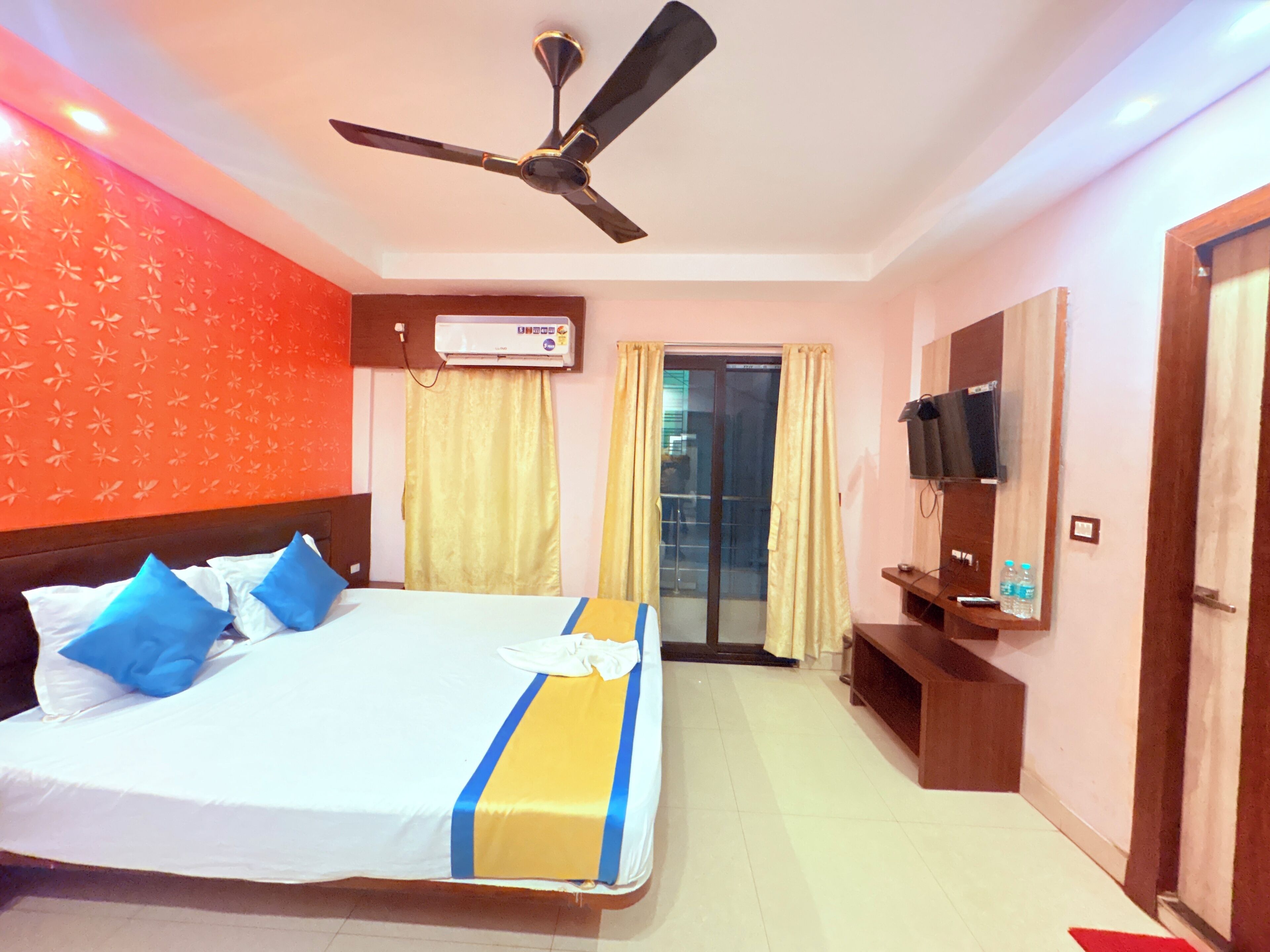 Deluxe Double Room, City View | View from room