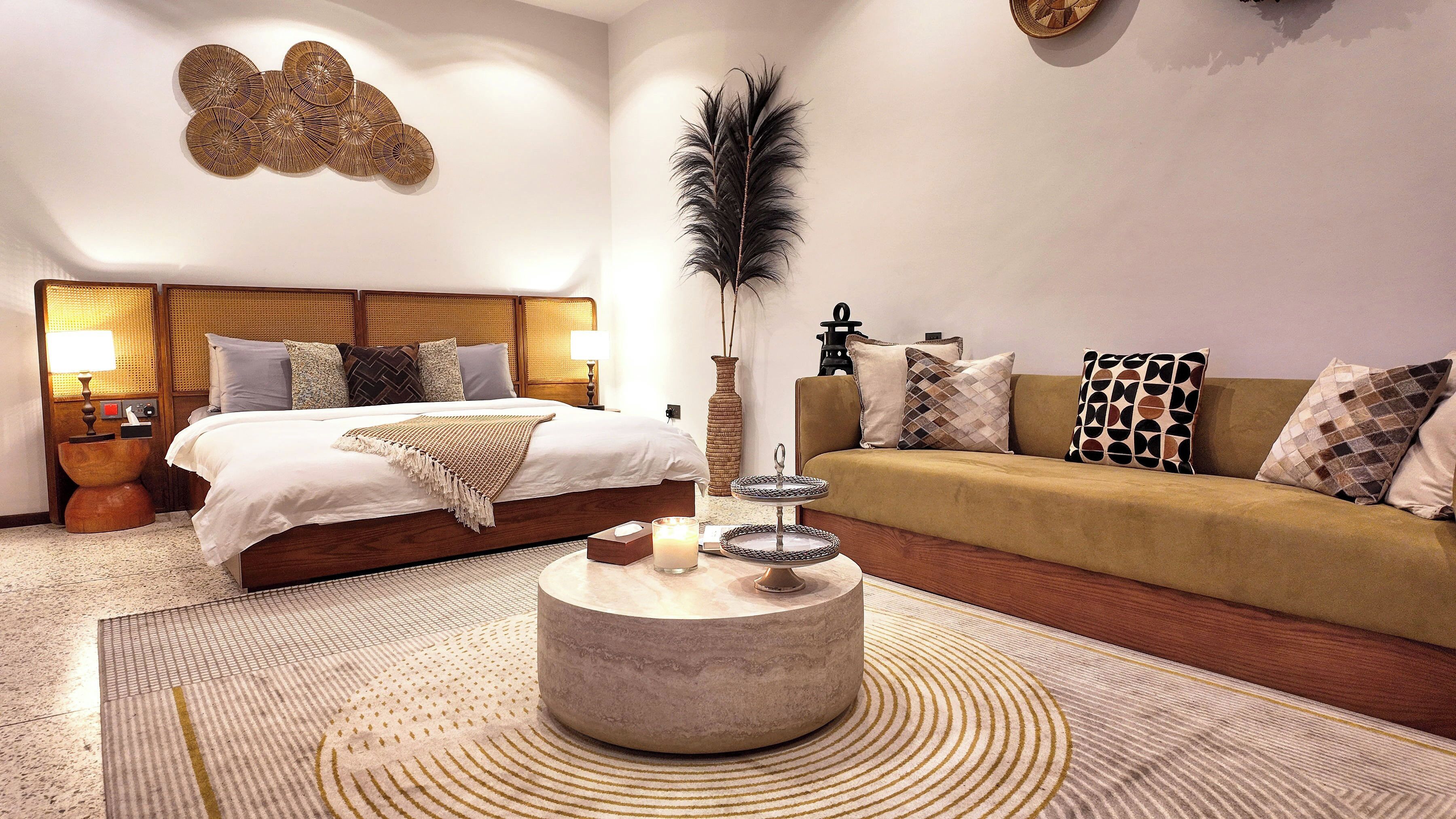 Luxury Suite, Balcony, Mountain View