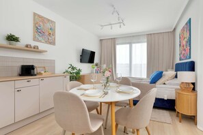 Dining - Legnicka 46 Gdansk | Modern Studio | Balcony (Gdańsk)