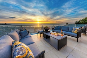 Property grounds - Whale Watch Paradise (San Diego)