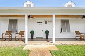 Exterior - Peaceful Coastal Escape Near Nav Beach & Dining (Navarre)