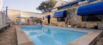 Apart Hotel - In the Best Location in Town