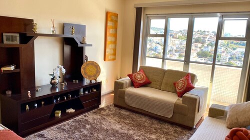 Prime Center View - Beautiful view. Do it all on foot!