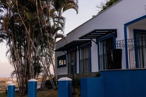 Exterior - @Stay22 -Ypê Amarelo Estate / High Standard (Carmo de Minas)