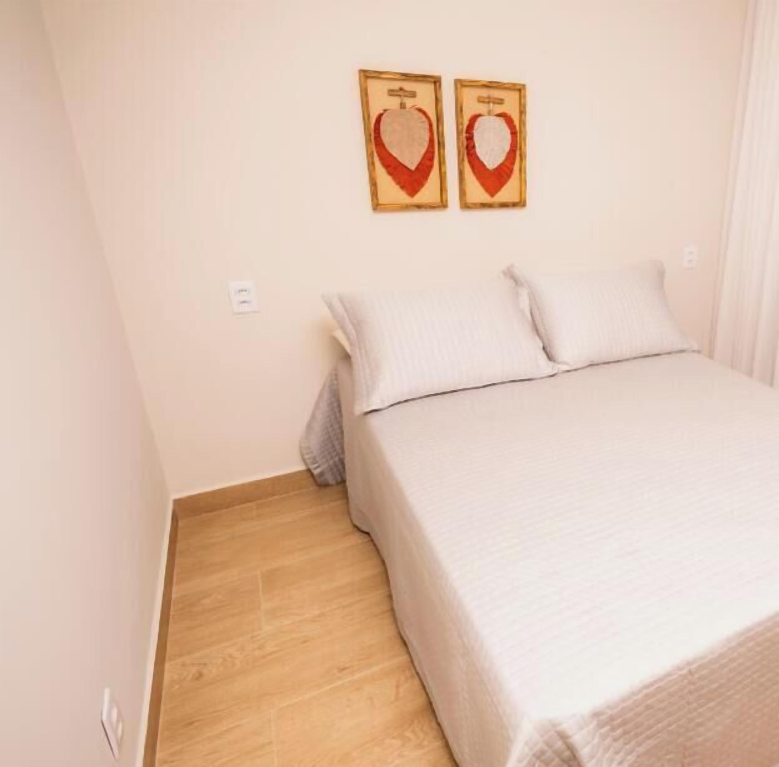 9 sovrum, strykjärn/strykbräda, internet och sängkl äder