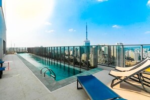 Pool - Modern studio in the Paulista area - Do it all on foot (São Paulo)