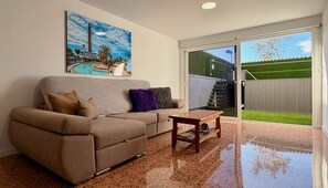 TV - Casa Atlántida (Maspalomas)