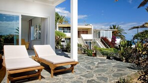Terrace/patio - 3.4 Deva Beach - Oceanview luxury 1 bedroom Villa (Maspalomas)