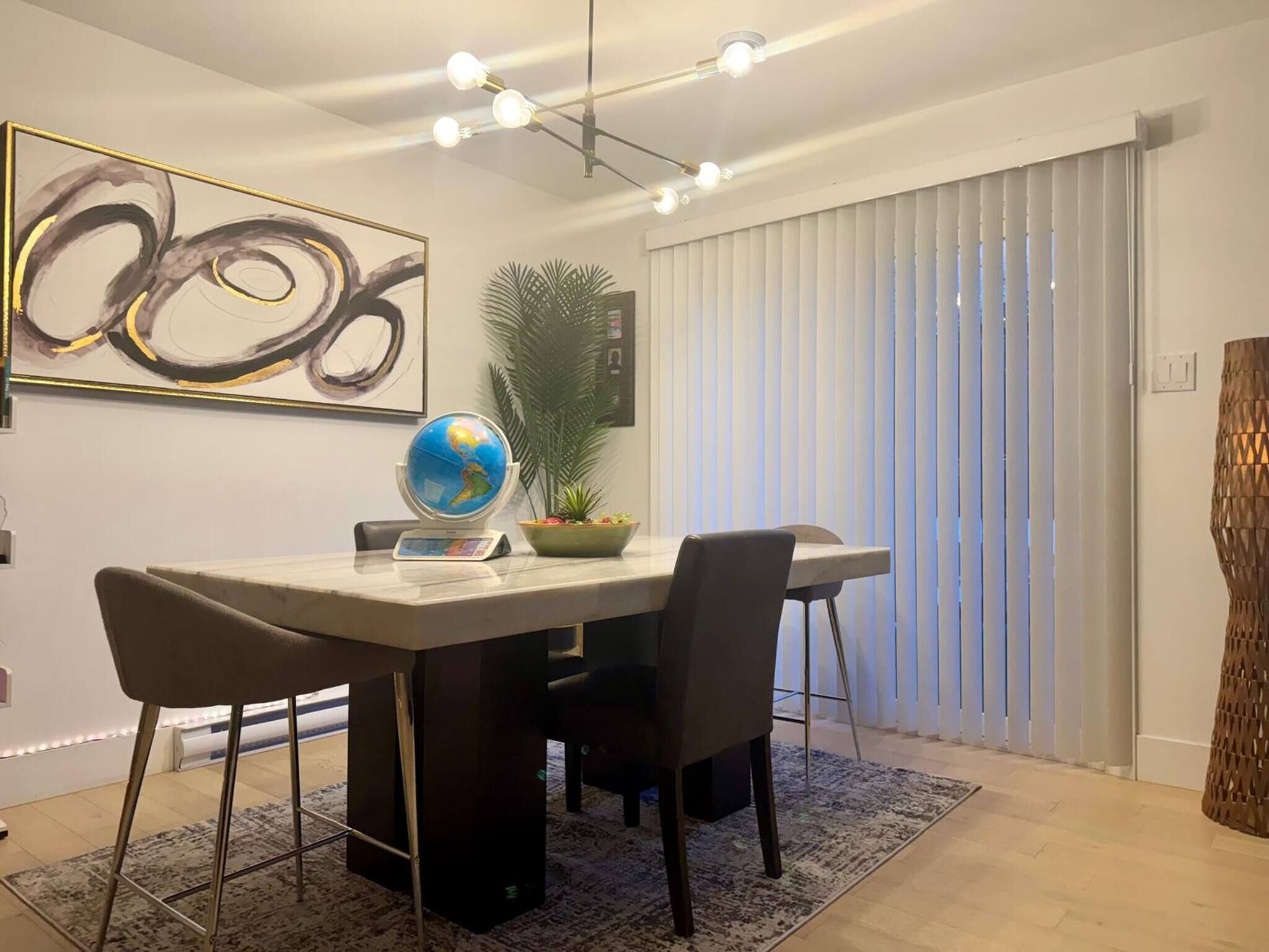 Hus, 4 soverom, terrasse | Spiseområde
