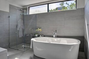 House - Stylish Penthouse Heart of the City by Ctha (Cape Town)