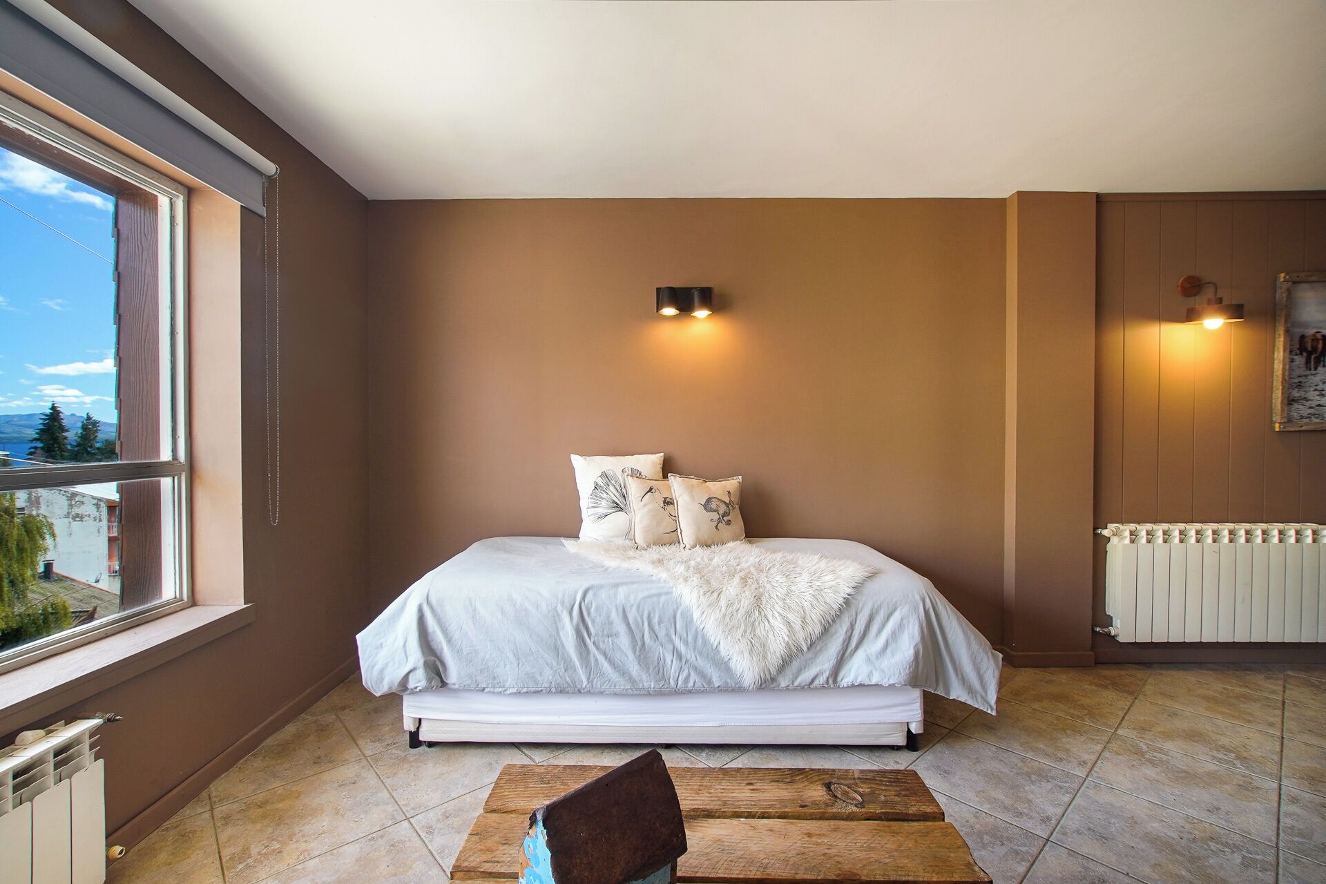 2 bedrooms, WiFi, bed sheets, wheelchair access