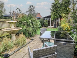 Terrace/patio - Bosun's Deck (Christchurch)