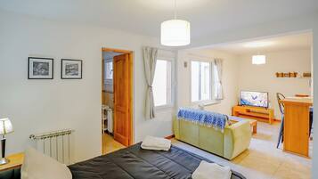 1 chambre, Wi-Fi gratuit, draps fournis