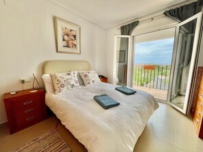 2 bedrooms, iron/ironing board, free WiFi, bed sheets - Casa Vicste - A Murcia Holiday Rentals Property (Sucina)