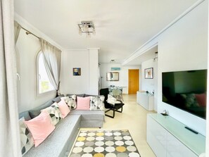 TV - Casa Vicste - A Murcia Holiday Rentals Property (Sucina)